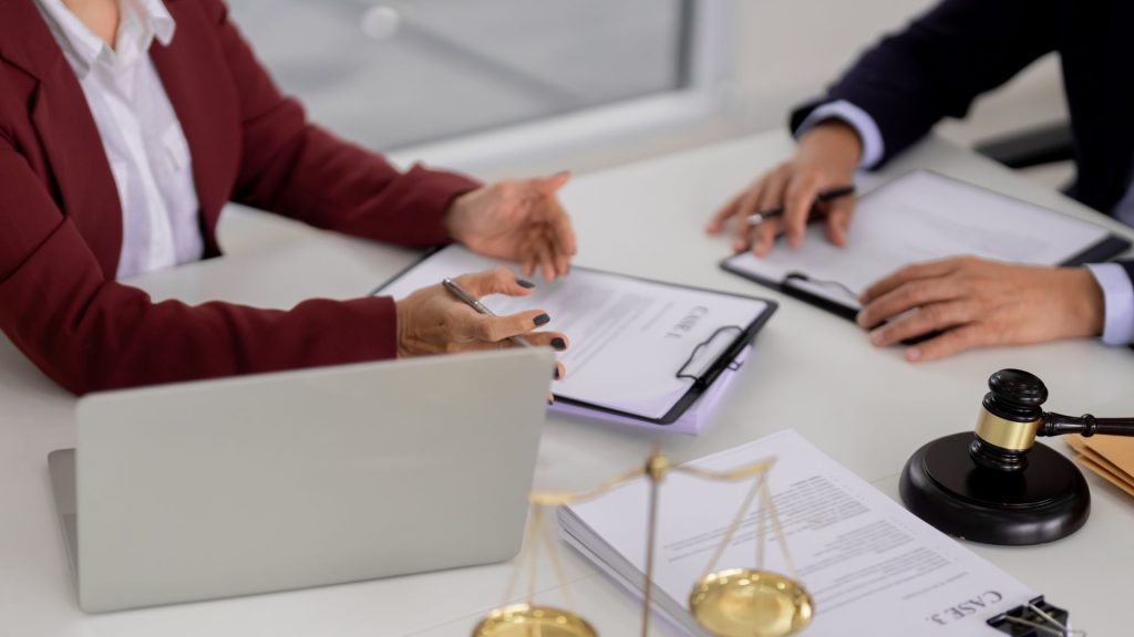 REQUISIT OBLIGATORI PER PRESENTAR RECLAMACIÓ D’HONORARIS DAVANT ELS TRIBUNALS