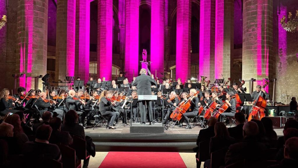 L’Orquestra de la Universitat de Barcelona brilla a Santa Maria del Mar